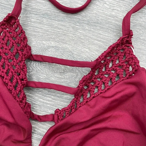 Frankies Bikinis Sienna Top, Merlot - Picture 4 of 8